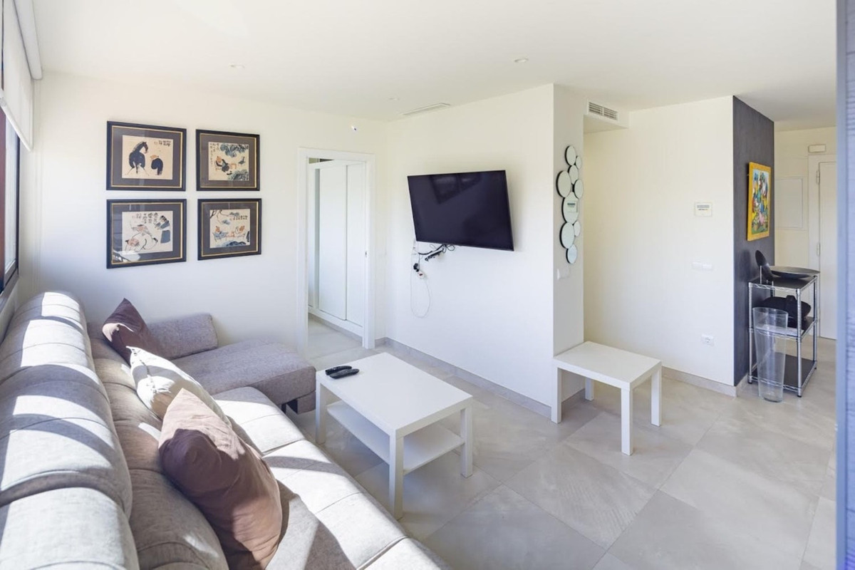 3 bedroom Penthouses for sale in Nueva Andalucía – R5440024 3 bedroom Penthouses for sale in Nueva Andalucía – R5440024