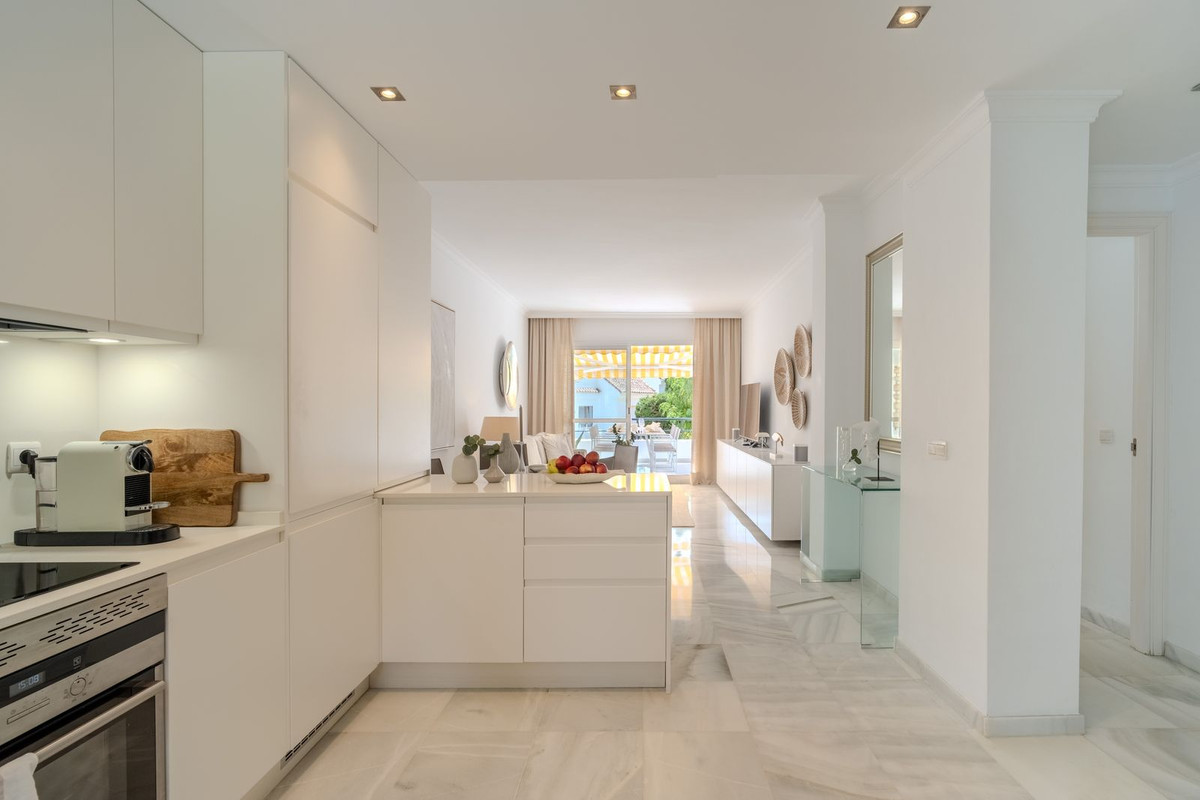 2 bedroom Penthouses for sale in Nueva Andalucía – R5482321 2 bedroom Penthouses for sale in Nueva Andalucía – R5482321