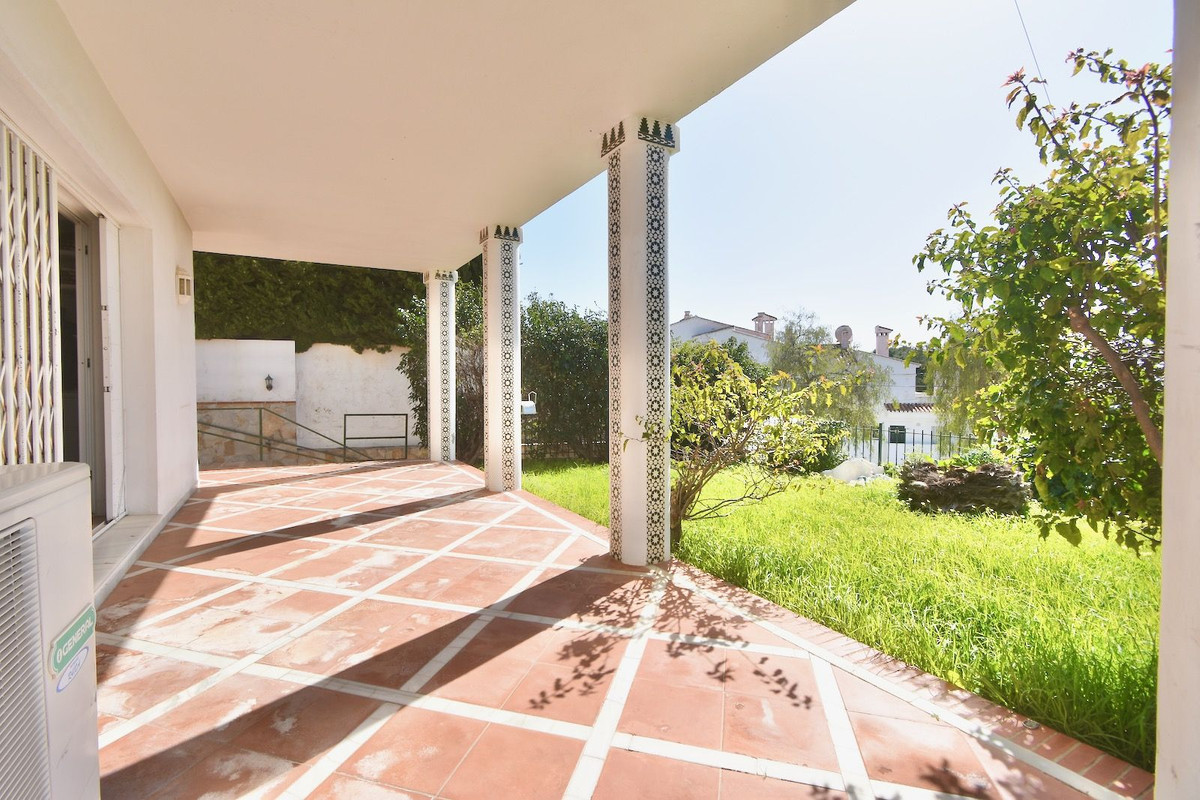 5 bedroom Villas for sale in La Cala de Mijas – R5315101 5 bedroom Villas for sale in La Cala de Mijas – R5315101