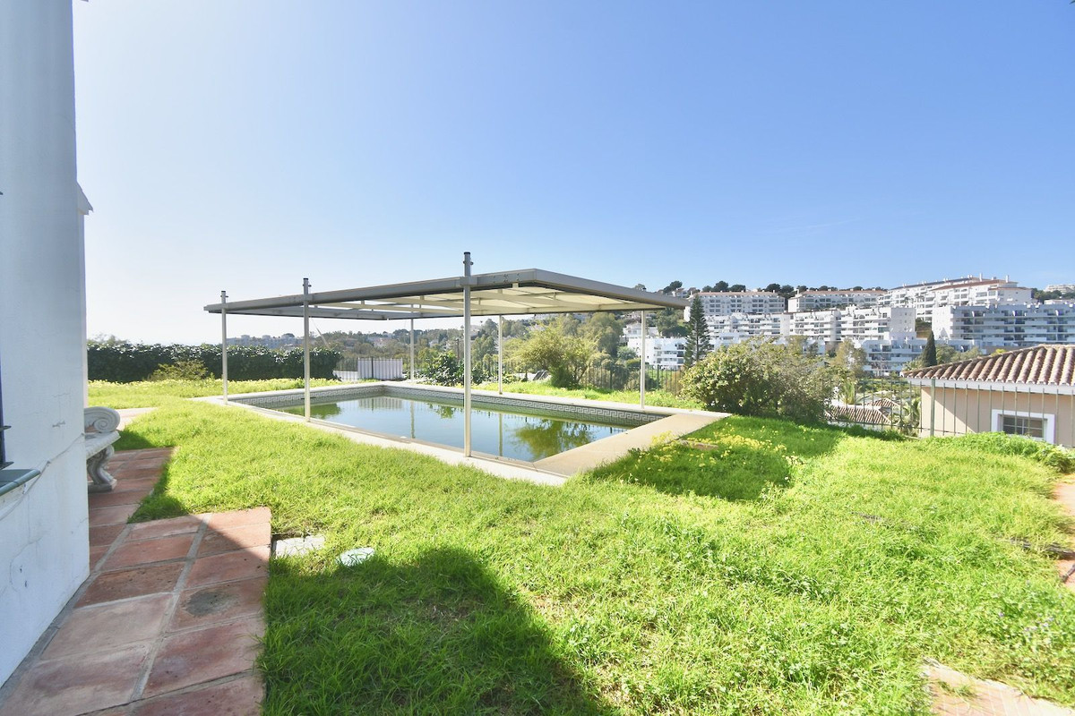 5 bedroom Villas for sale in La Cala de Mijas – R5315101 5 bedroom Villas for sale in La Cala de Mijas – R5315101