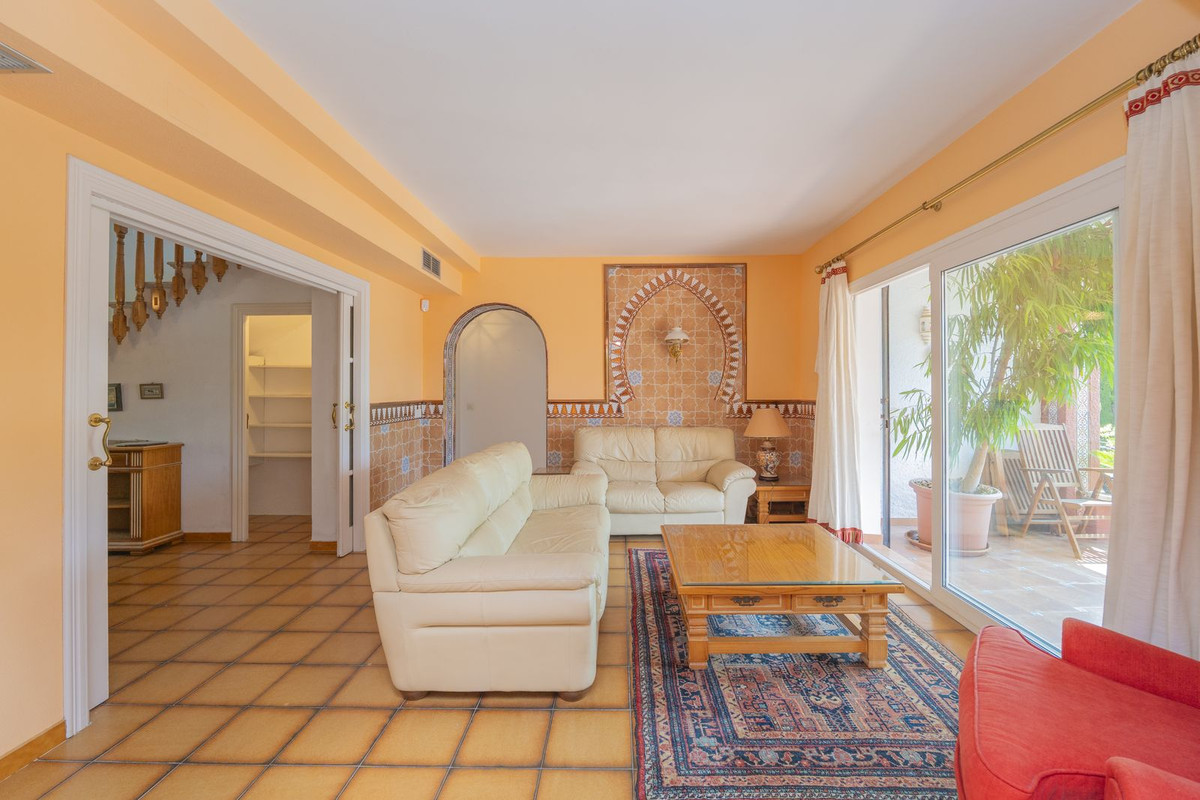 3 bedroom Villas for sale in Marbella – R5064568 3 bedroom Villas for sale in Marbella – R5064568