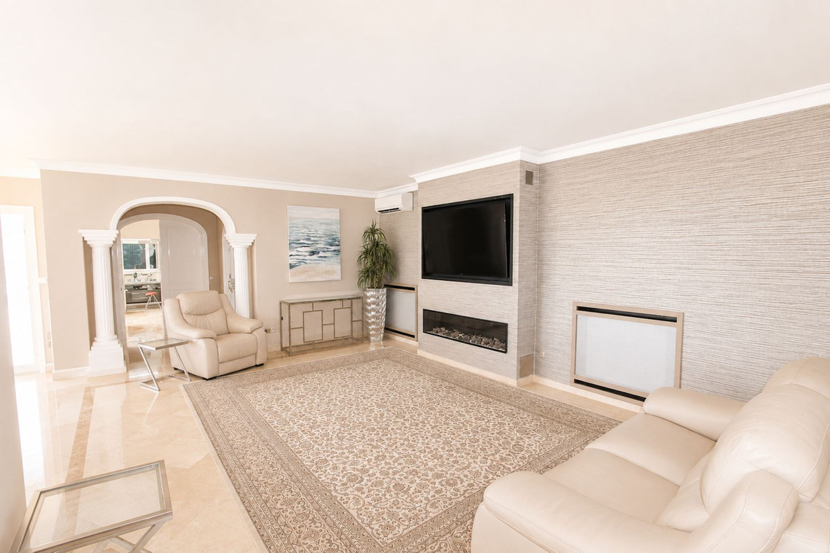 Villas de 4 dormitorios en venta en Elviria – R5475772 Villas de 4 dormitorios en venta en Elviria – R5475772