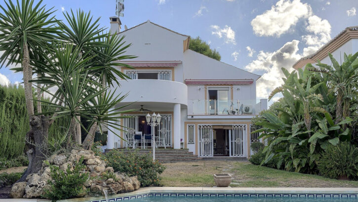 5 bedroom Villas for sale in Marbella – R5478139 5 bedroom Villas for sale in Marbella – R5478139 in