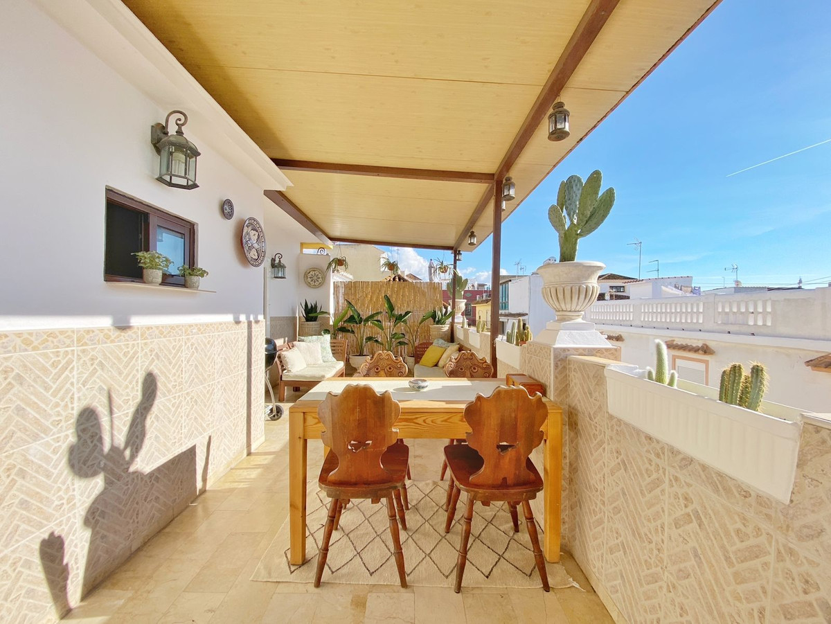Aticos de 1 dormitorio en venta en Marbella – R5186044 Aticos de 1 dormitorio en venta en Marbella – R5186044