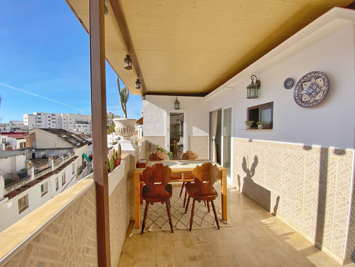 Aticos de 1 dormitorio en venta en Marbella – R5186044 Aticos de 1 dormitorio en venta en Marbella – R5186044