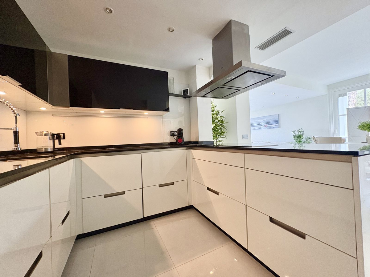 2 bedroom Apartments for sale in Elviria – R5368165 2 bedroom Apartments for sale in Elviria – R5368165