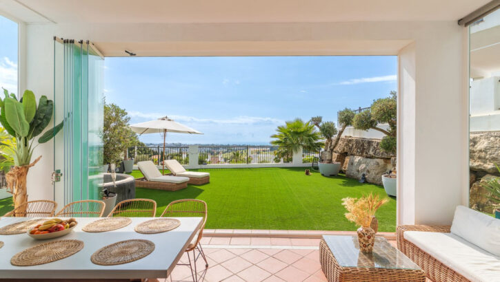 Apartamentos de 3 dormitorios en venta en Benahavís – R5370244 Apartamentos de 3 dormitorios en venta en Benahavís – R5370244 en