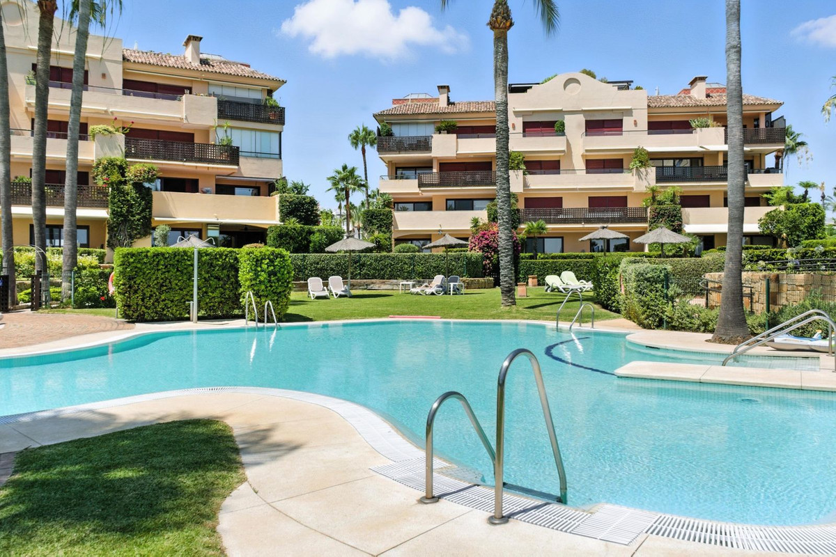 Apartamentos de 2 dormitorios en venta en Atalaya – R5126542 Apartamentos de 2 dormitorios en venta en Atalaya – R5126542