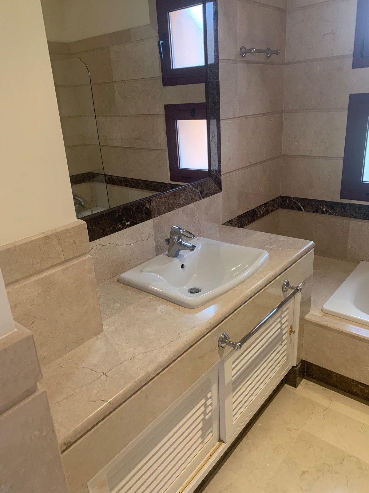 3 bedroom Apartments for sale in Bahía de Marbella – R5048143 3 bedroom Apartments for sale in Bahía de Marbella – R5048143