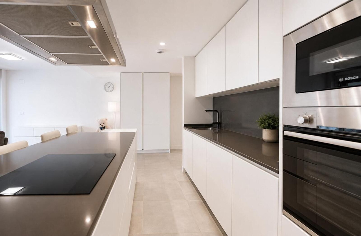 Apartamentos de 3 dormitorios en venta en Selwo – R5477338 Apartamentos de 3 dormitorios en venta en Selwo – R5477338