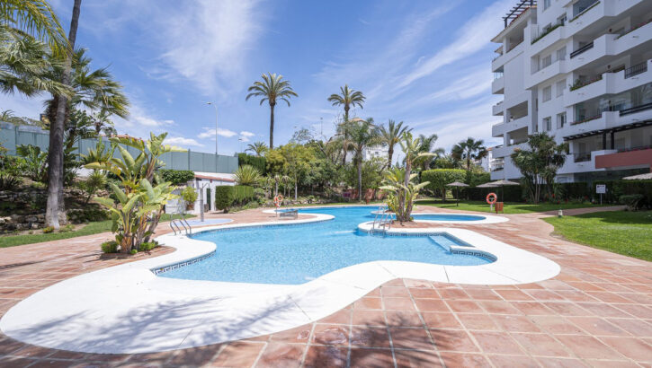 Apartamentos de 2 dormitorios en venta en Puerto Banús – R5191630 Apartamentos de 2 dormitorios en venta en Puerto Banús – R5191630 en