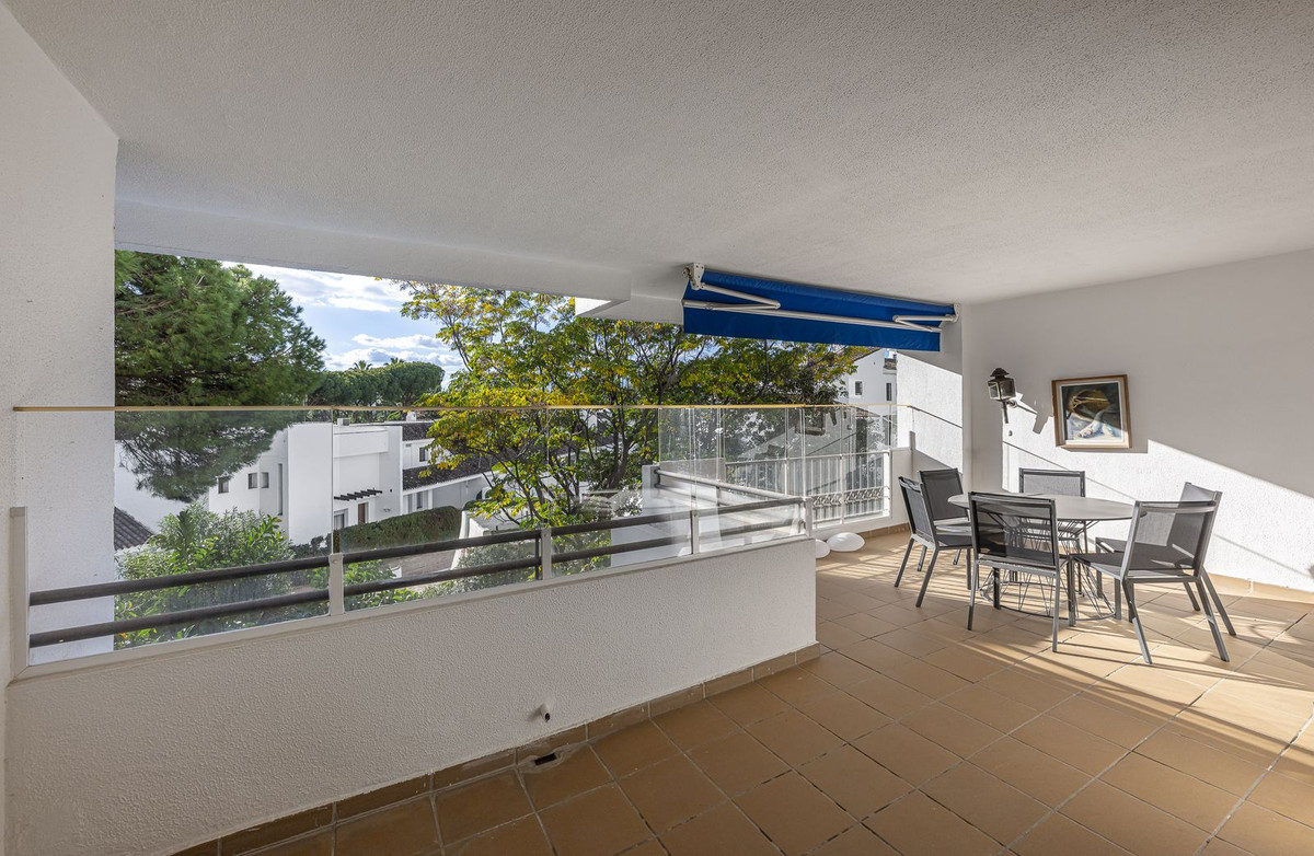 Apartamentos de 2 dormitorios en venta en Puerto Banús – R5191630 Apartamentos de 2 dormitorios en venta en Puerto Banús – R5191630