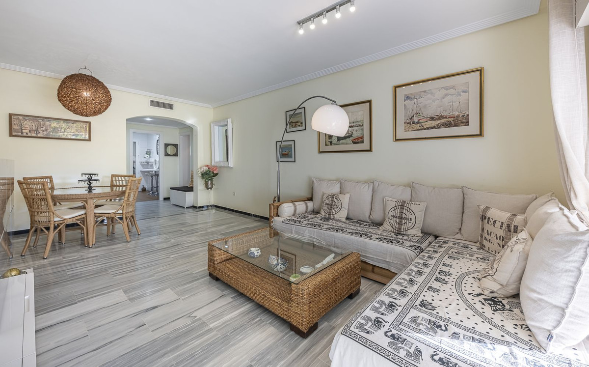 Apartamentos de 2 dormitorios en venta en Puerto Banús – R5191630 Apartamentos de 2 dormitorios en venta en Puerto Banús – R5191630