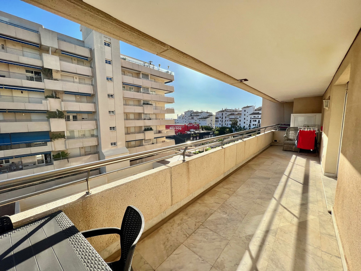 2 bedroom Apartments for sale in Puerto Banús – R4021597 2 bedroom Apartments for sale in Puerto Banús – R4021597