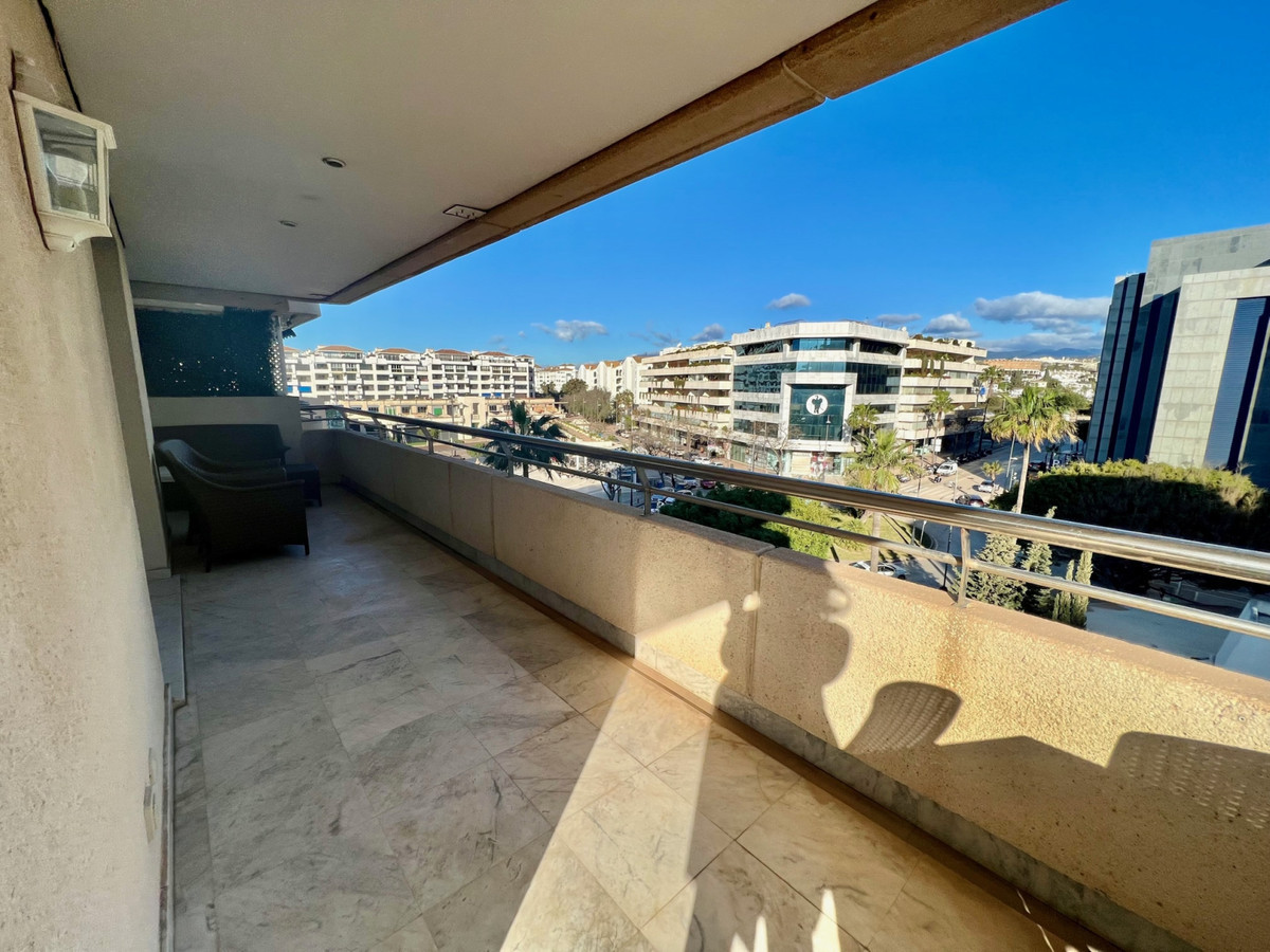 2 bedroom Apartments for sale in Puerto Banús – R4021597 2 bedroom Apartments for sale in Puerto Banús – R4021597