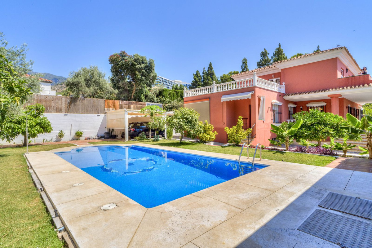 5 bedroom Villas for sale in Marbella – R5481481 5 bedroom Villas for sale in Marbella – R5481481