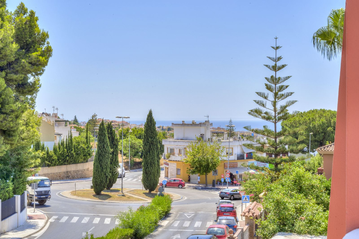 5 bedroom Villas for sale in Marbella – R5481481 5 bedroom Villas for sale in Marbella – R5481481