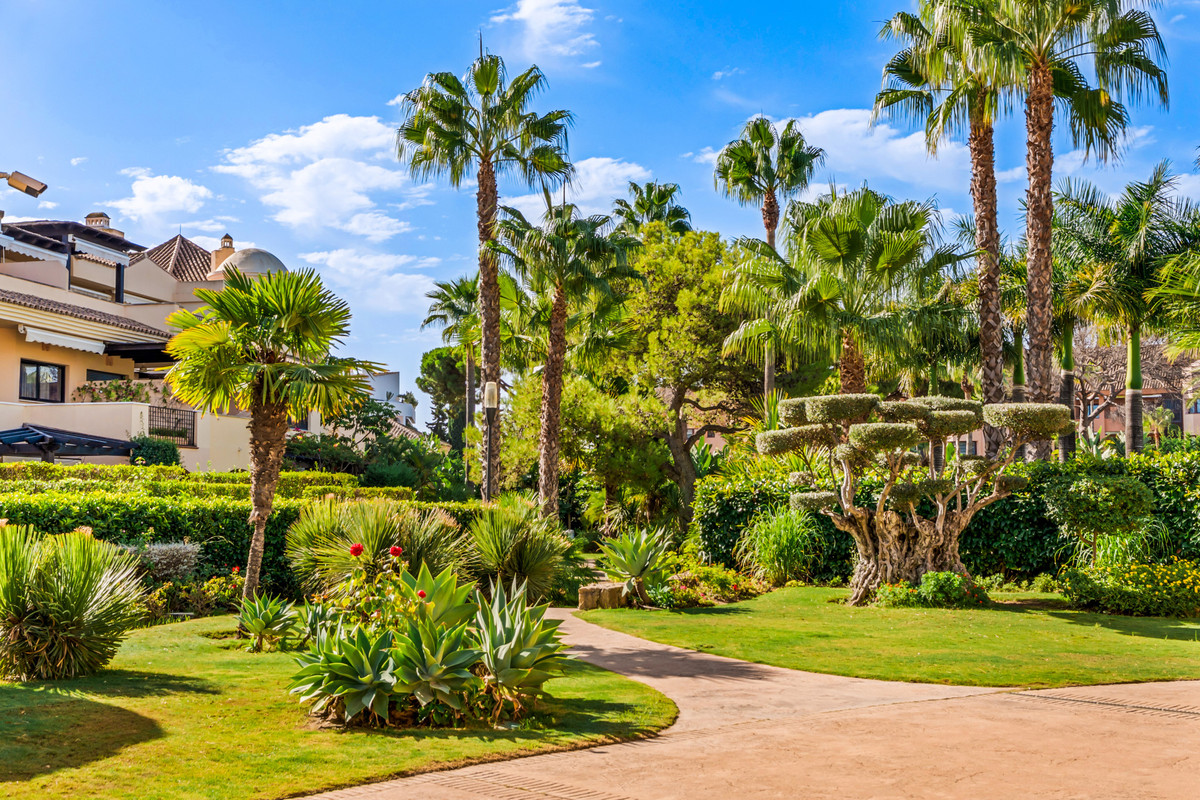 2 bedroom Apartments for sale in Puerto Banús – R5475976 2 bedroom Apartments for sale in Puerto Banús – R5475976