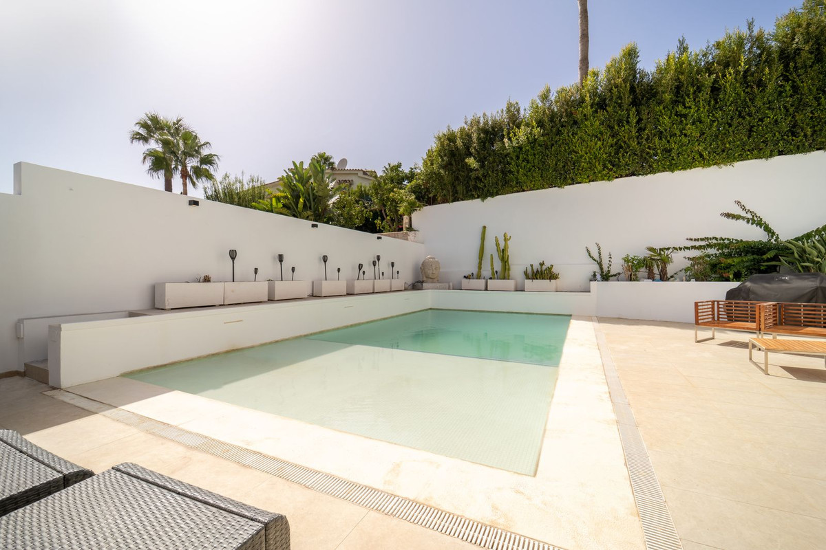 Villas de 3 dormitorios en venta en Marbesa – R5478121 Villas de 3 dormitorios en venta en Marbesa – R5478121