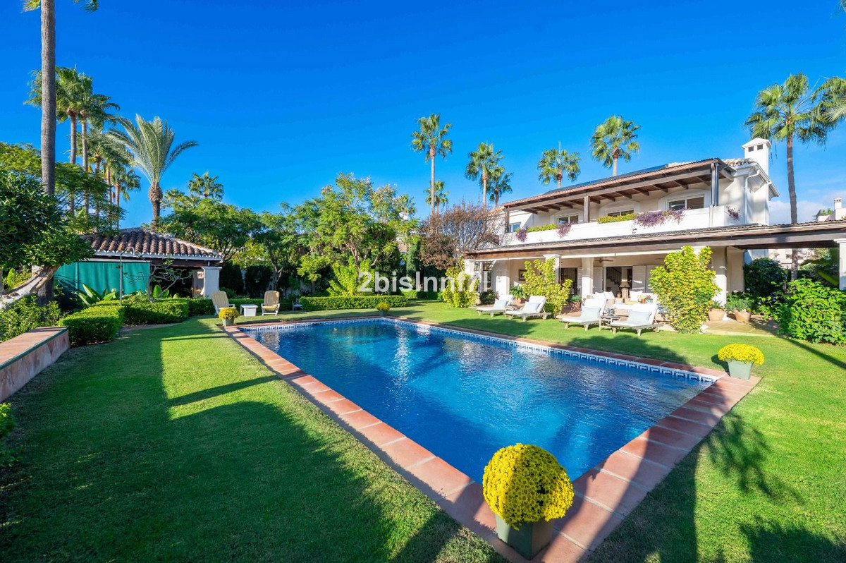 Villas de 4 dormitorios en venta en Elviria – R5220157 Villas de 4 dormitorios en venta en Elviria – R5220157