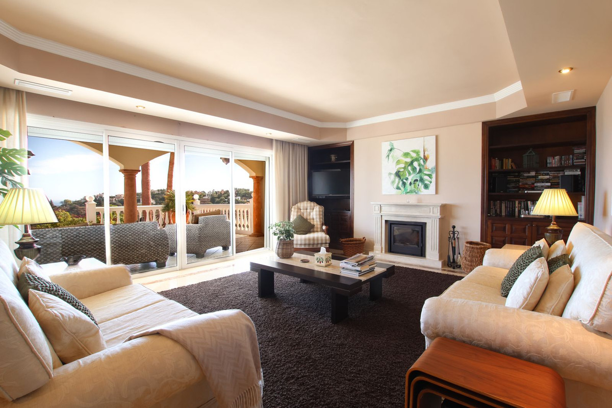 6 bedroom Villas for sale in La Mairena – R4895293 6 bedroom Villas for sale in La Mairena – R4895293