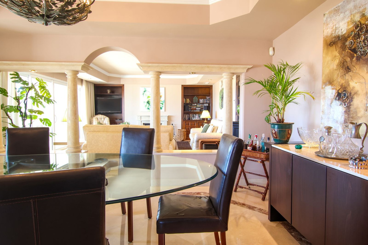 6 bedroom Villas for sale in La Mairena – R4895293 6 bedroom Villas for sale in La Mairena – R4895293