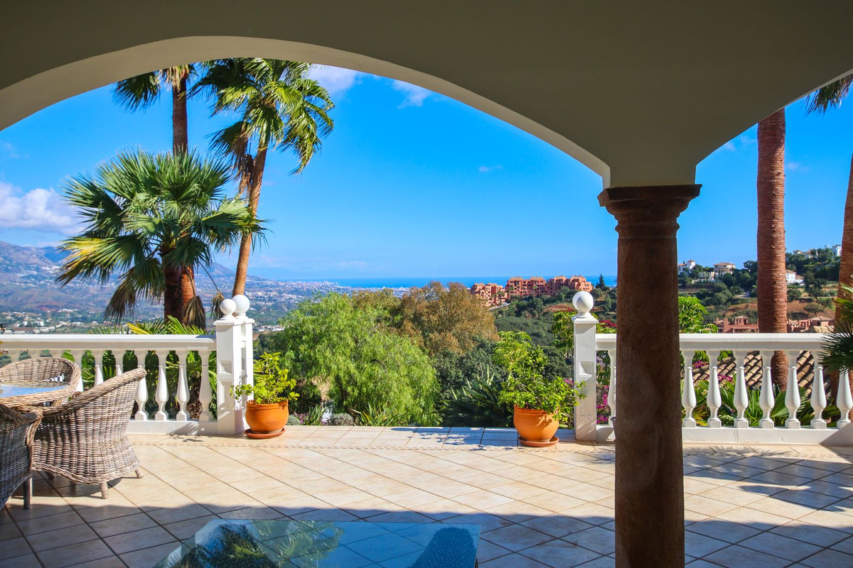 6 bedroom Villas for sale in La Mairena – R4895293 6 bedroom Villas for sale in La Mairena – R4895293